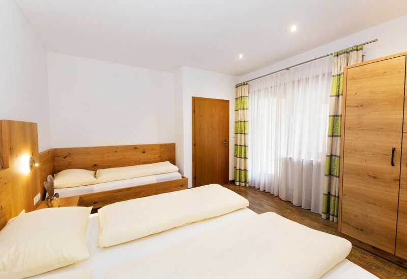 Riederhof-Dreizimmerwohnung-Zimmer-2 Riederhof-Dreizimmerwohnung-Zimmer-2